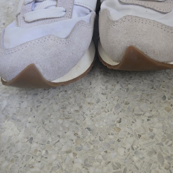 New Balance 237 - Picture 7 of 15